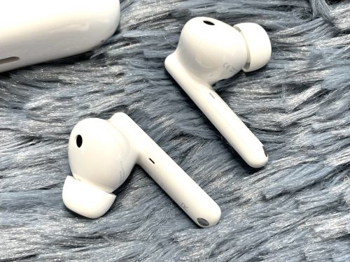 荣耀Earbuds 2 SE评测：32小时超长续航+主动智慧降噪 TWS耳机界优等生